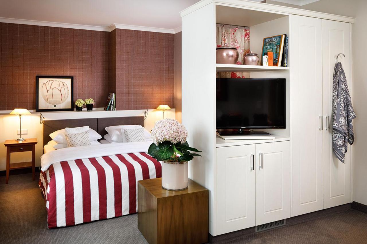 Hotel Goliath Am Dom Регенсбург Екстериор снимка