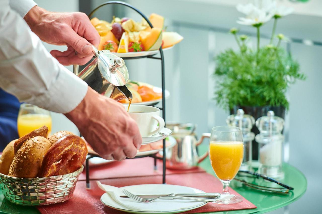 Hotel Goliath Am Dom Регенсбург Екстериор снимка