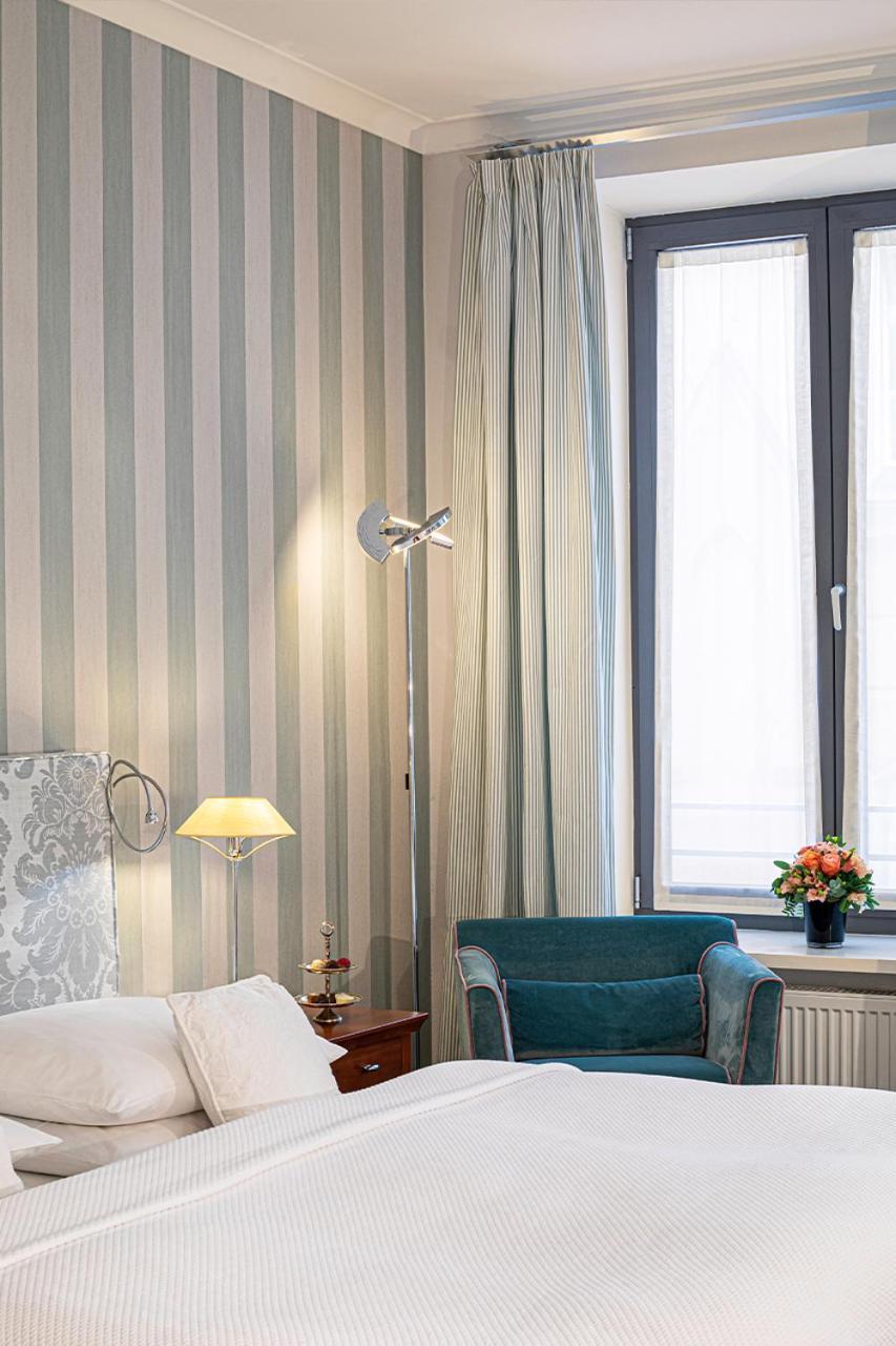 Hotel Goliath Am Dom Регенсбург Екстериор снимка