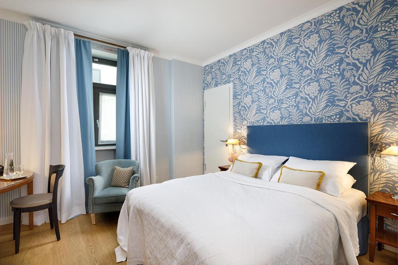 Hotel Goliath Am Dom Регенсбург Екстериор снимка